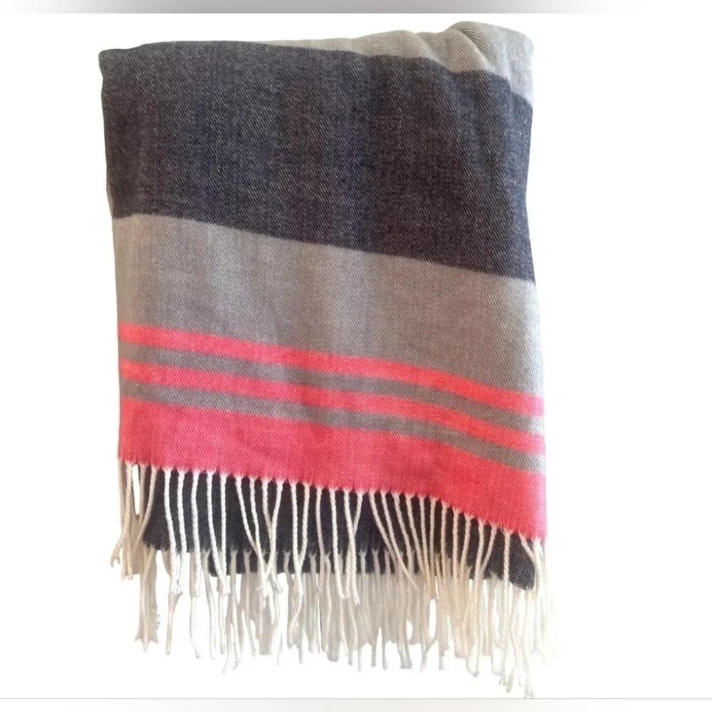 NWOT | GAP | Brushed Wool Oversized Scarf | Heather Gray, Pink, Ivory - Picture 6 of 10